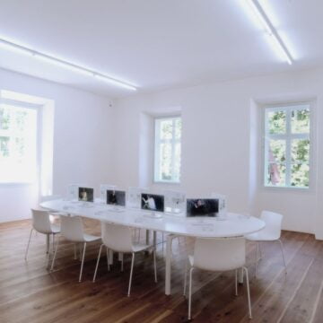 Caira, Giulia , le parole nascoste , 2009, vede Premio VAF pag. 44/45 , VAF 2105, Liguigli o via Cornaggia