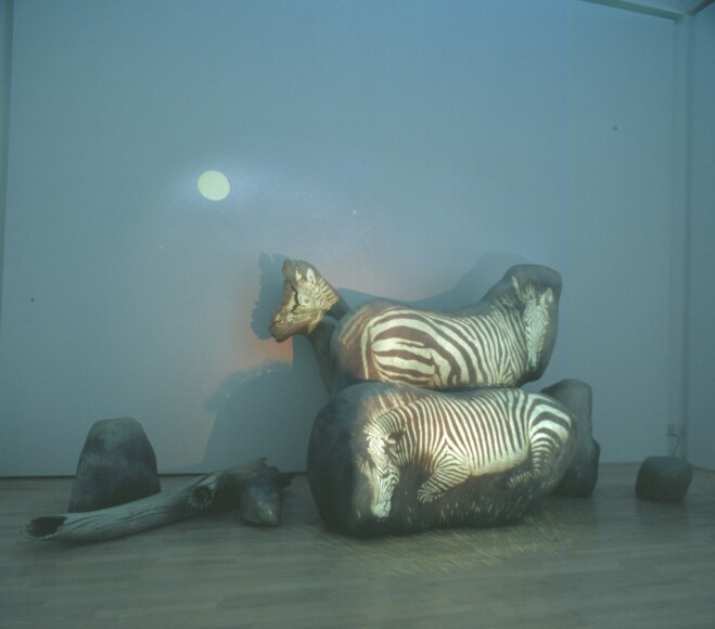 Gilardi, Piero , tempo reale II, 1990, Mischtechnik mit Projektor, VAF 786, Roverto, Mart