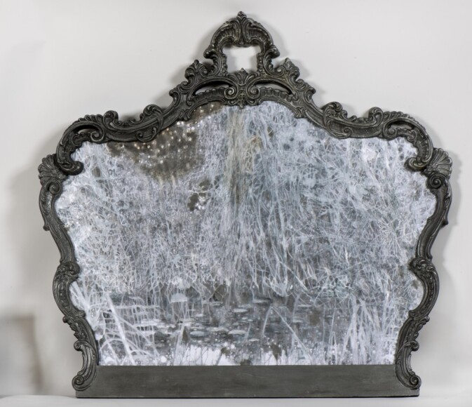 Manto, Dacia (Manzoli, Dacia, Miroir (nebulosa # 2), 2008, grafite e olio di lino su cornice e carta, VAF 1924, Roverto, Mart