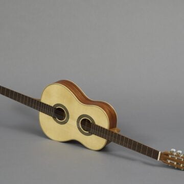 Mazzonelli, Jacopo , bodies # 1/3 + 1 ap, 2016, chitarre modificate, VAF 2229, Roverto, Mart