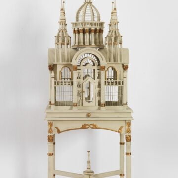 Riello, Antonio , disobbediente, 2006, gabbia con falce, VAF 1659, Roverto, Mart