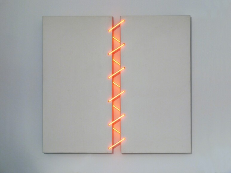 Zen, Giancarlo , def/leg/n 11, 1972, tekla bianca, neon rosso , VAF 2078, Roverto, Mart